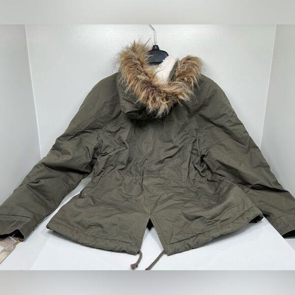 American Rag Junior's Hooded Green Jacket size XL - Picture 3 of 3